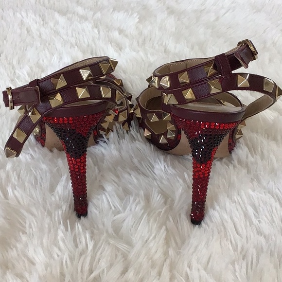 VALENTINO GARAVANI Camouflage Rockstud Pumps. - Picture 5 of 12